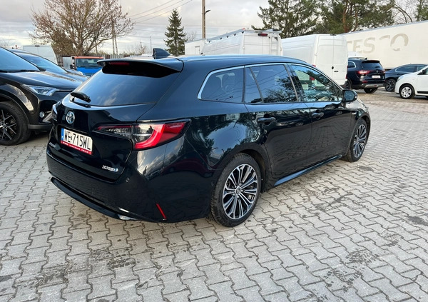 Toyota Corolla cena 99999 przebieg: 83652, rok produkcji 2019 z Witnica małe 562